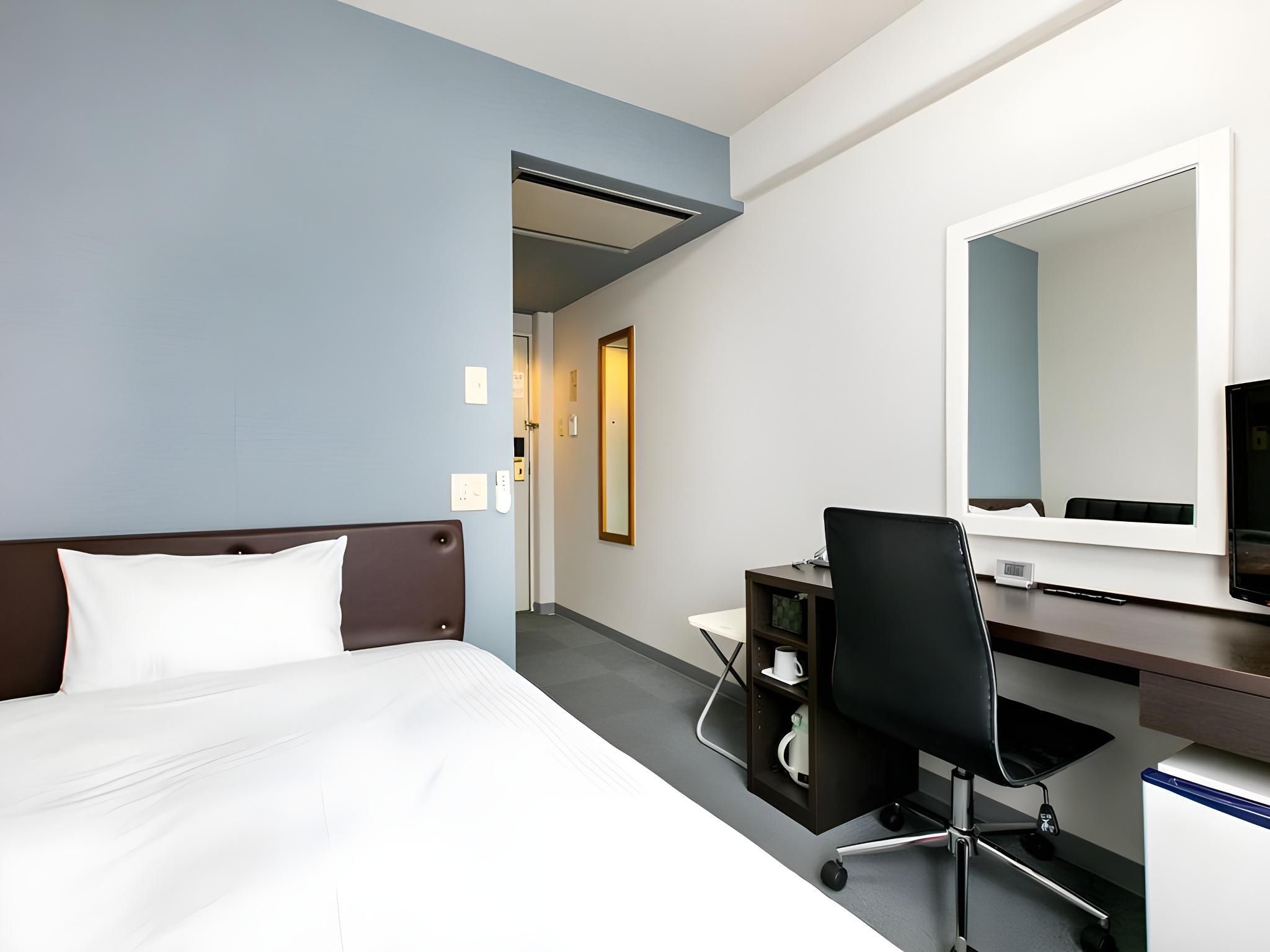 Non-smoking room Semi-double 12.5 square meters