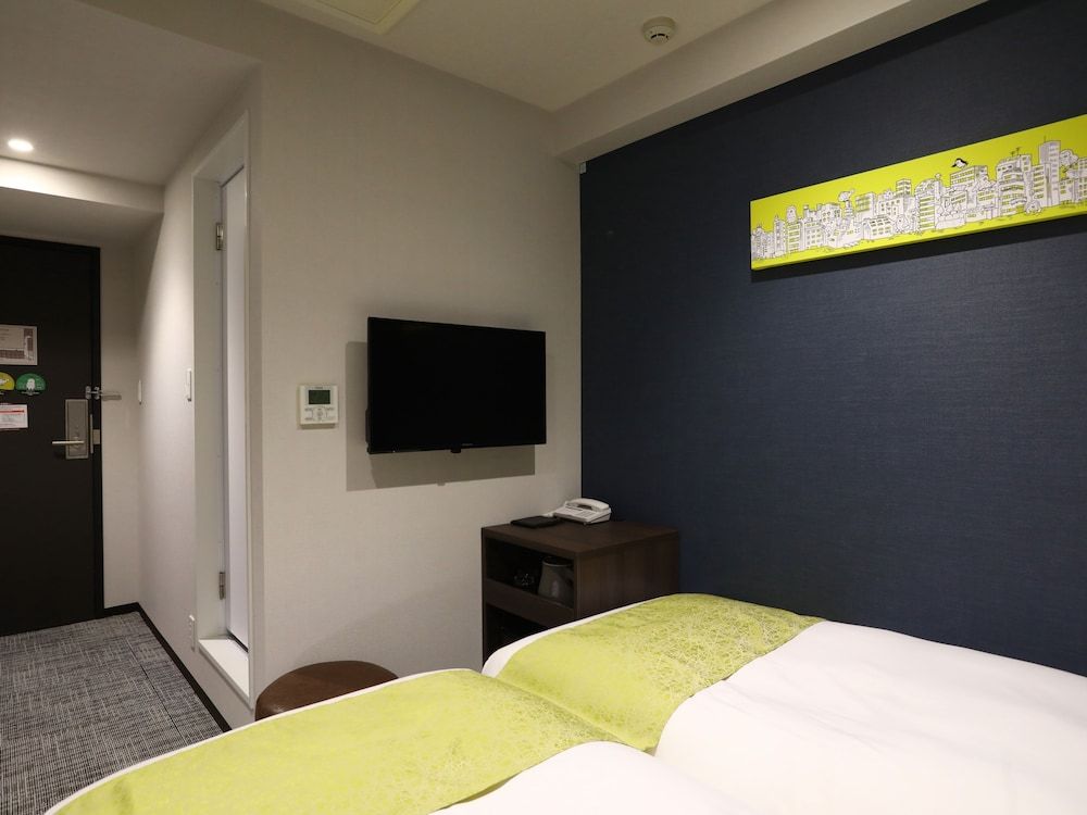 Hotel Wing International Ikebukuro Hollywood Twin Rooms, Non Smoking 3