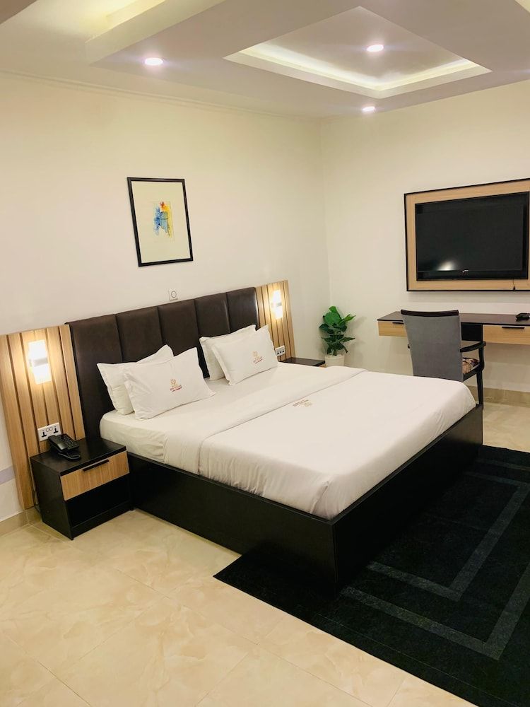 Deluxe Room, Lagoon View