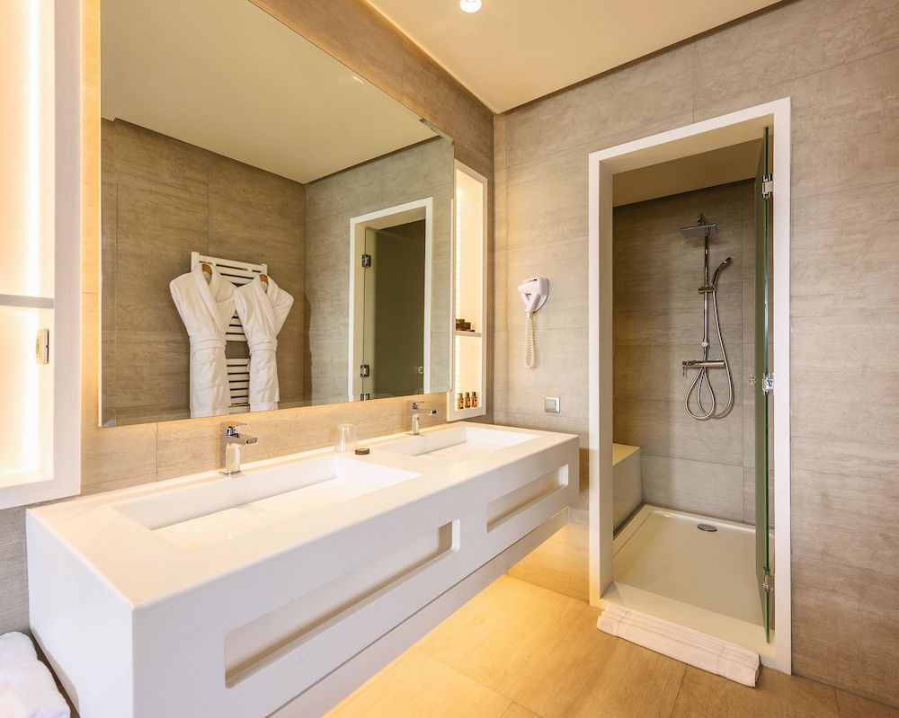 Widiane Resort Classic Double Room 4