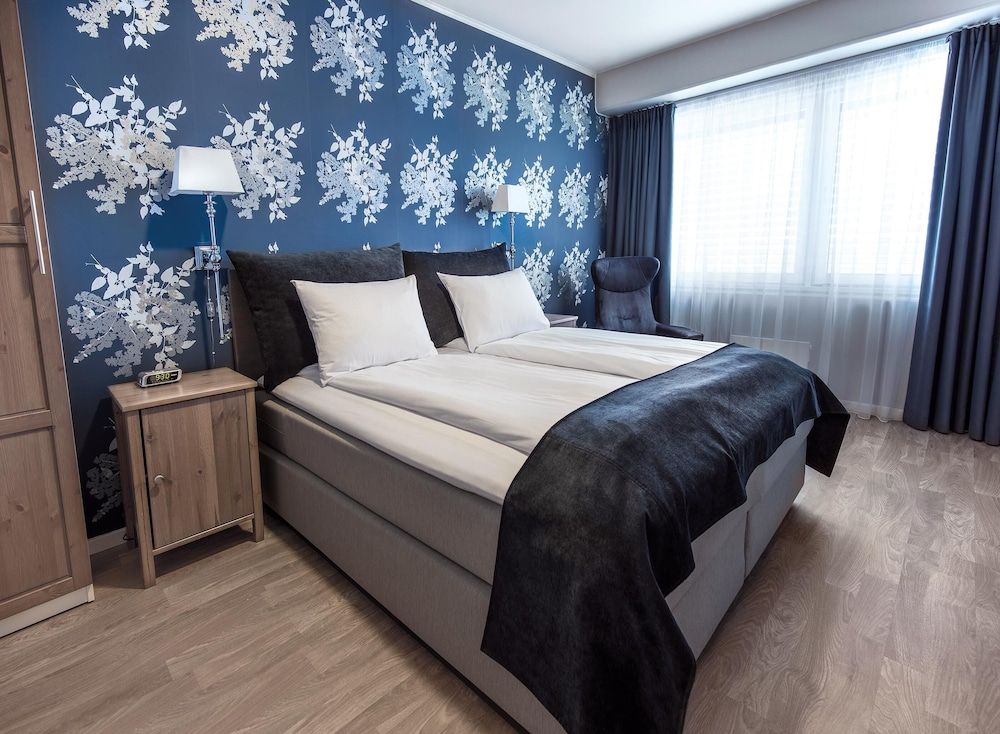Suite, 1 Double Bed, Non Smoking, Balcony (Living Room)
