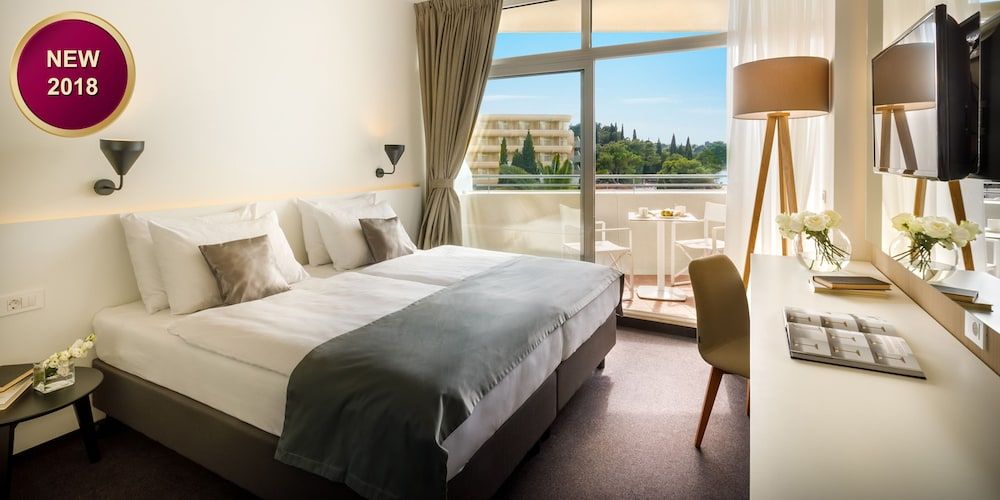 Double room with sea view and balcony