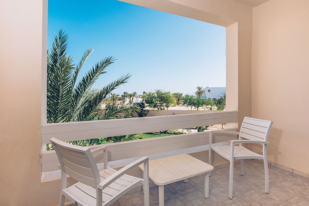 Iberostar Waves Mehari Djerba Standard Room, Connecting Rooms (2 Adults & 3 Children) 4