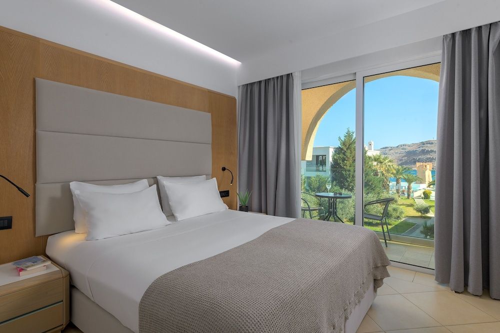 Suite, Garden View