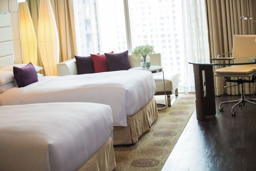 undefined Renaissance Shanghai Putuo Hotel 5