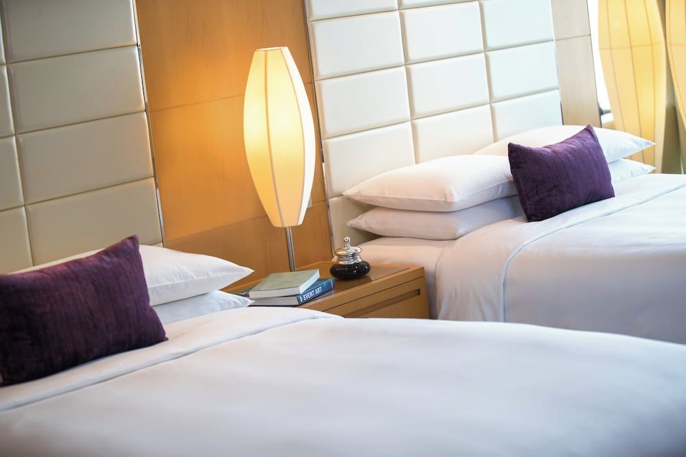 Renaissance Shanghai Putuo Hotel Deluxe Twin Room 3