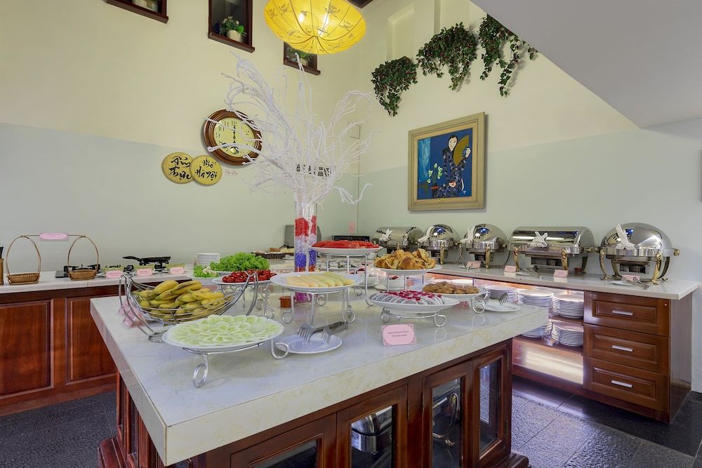 undefined La Dolce Vita 10