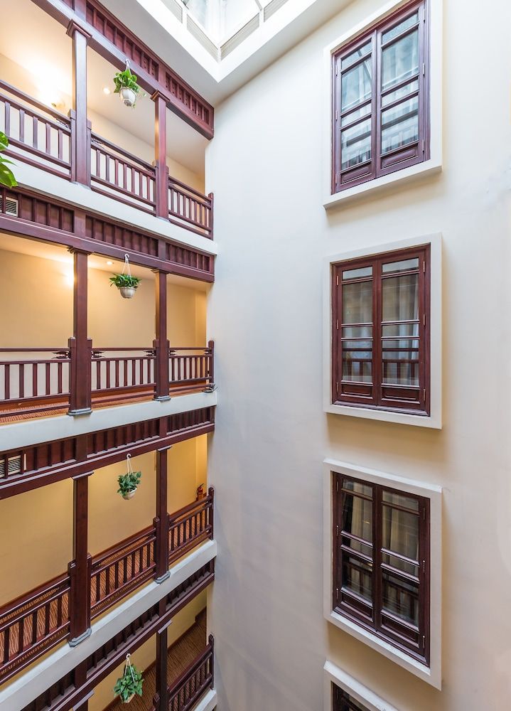 undefined La Dolce Vita 2