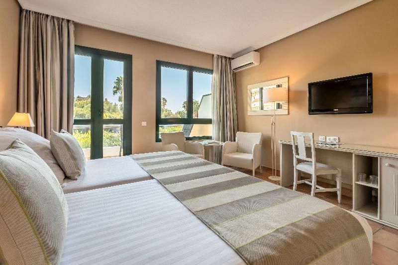 Superior Double or Twin Room (3 Adults)