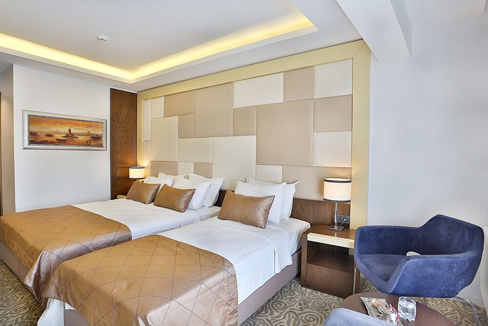 undefined Grand Sagcanlar 8