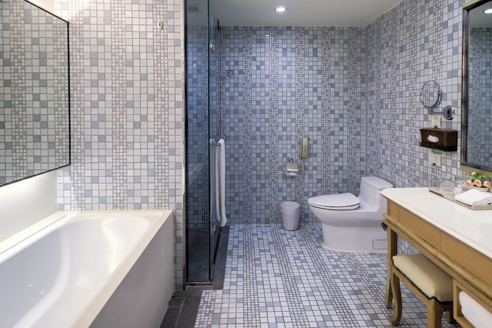 Chateau de Chine Xinzhuang Premier Twin Room 8