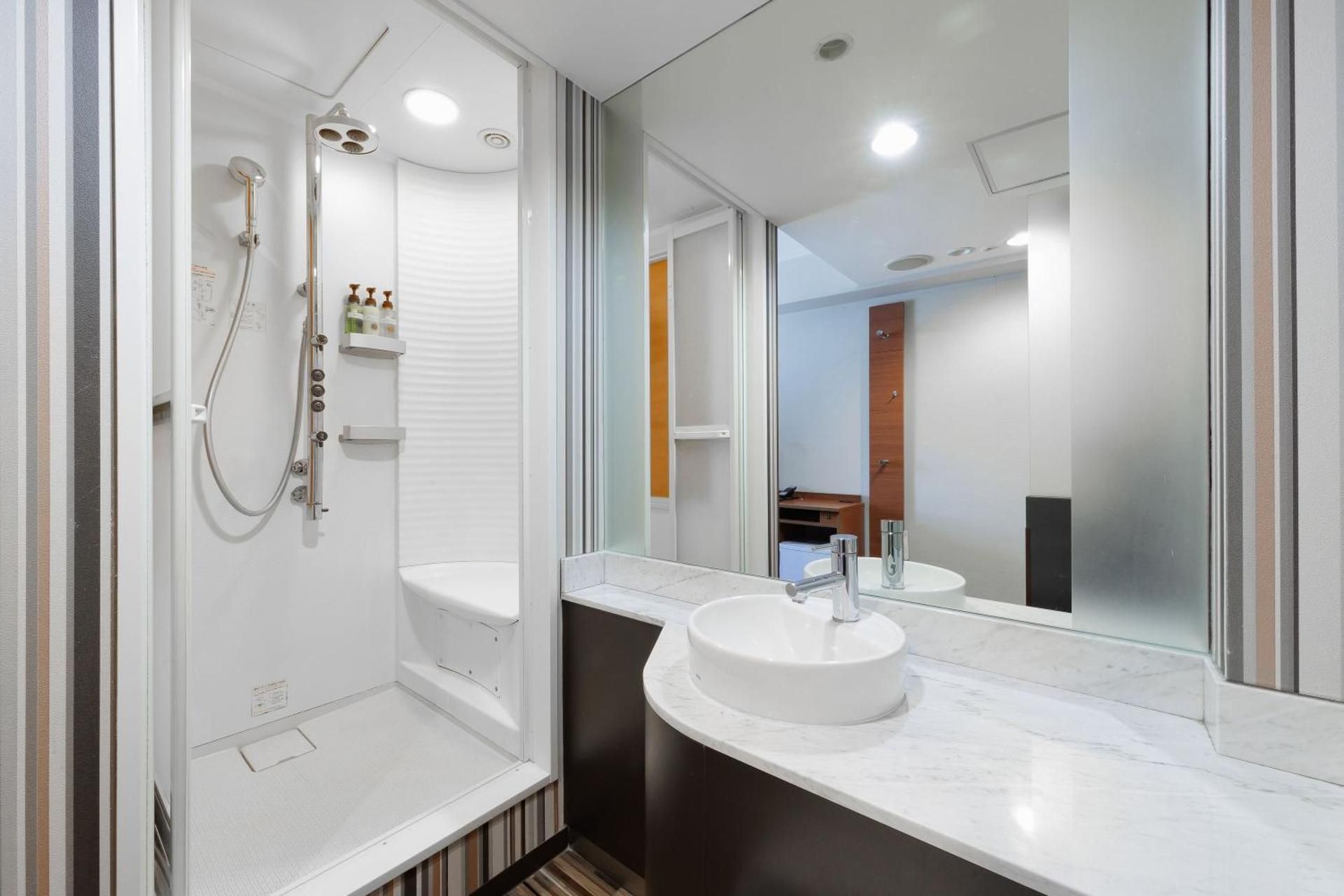 Comfort Single Room with Shower - Non-Smoking