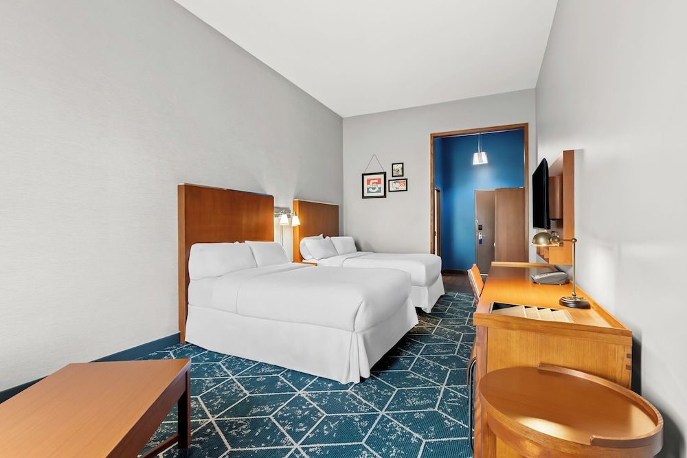 Room, 2 Queen Beds, Non Smoking