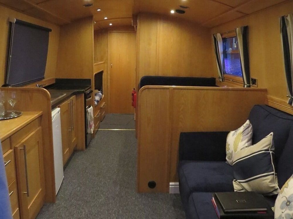 Houseboat Hotels Room, Private Bathroom (Laila Mai Houseboat ) 6