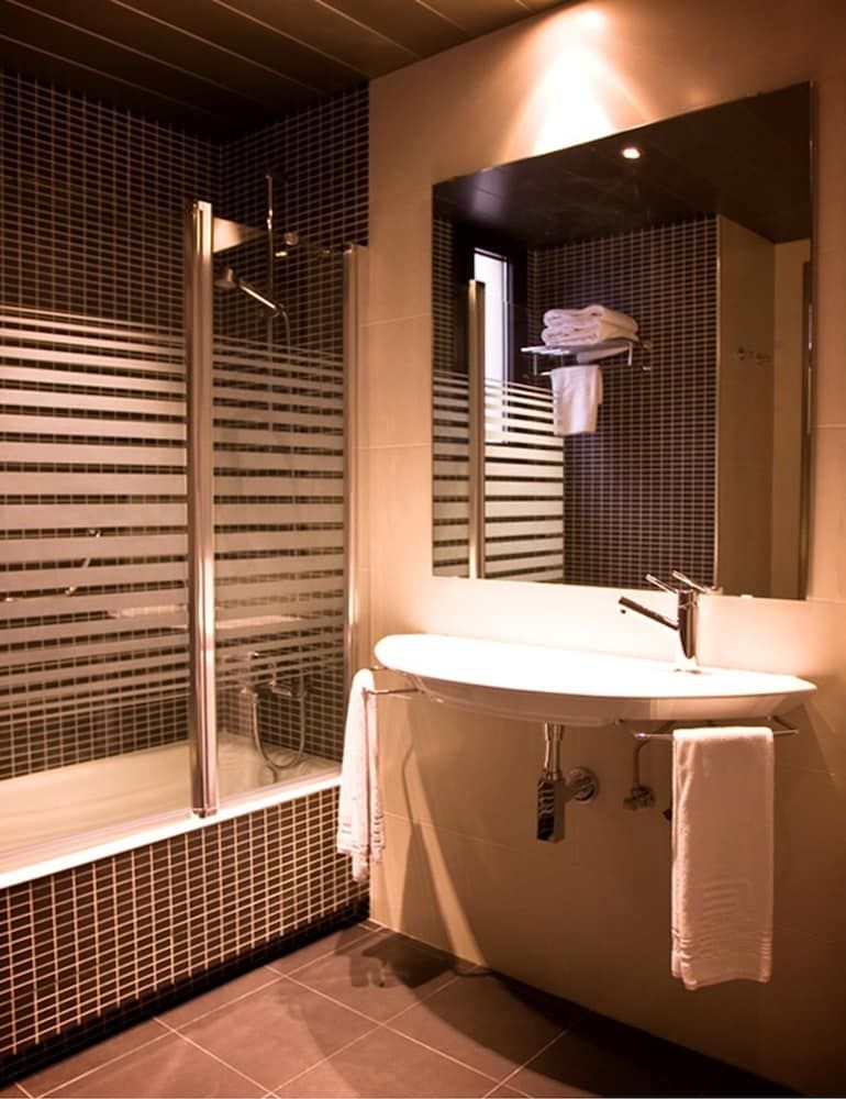 Hotel Barcelona House Standard Double Room 4