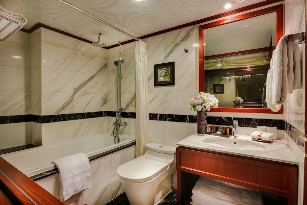 Conifer Boutique Hotel Deluxe Double or Twin Room, 1 Bedroom, Non Smoking, City View 5