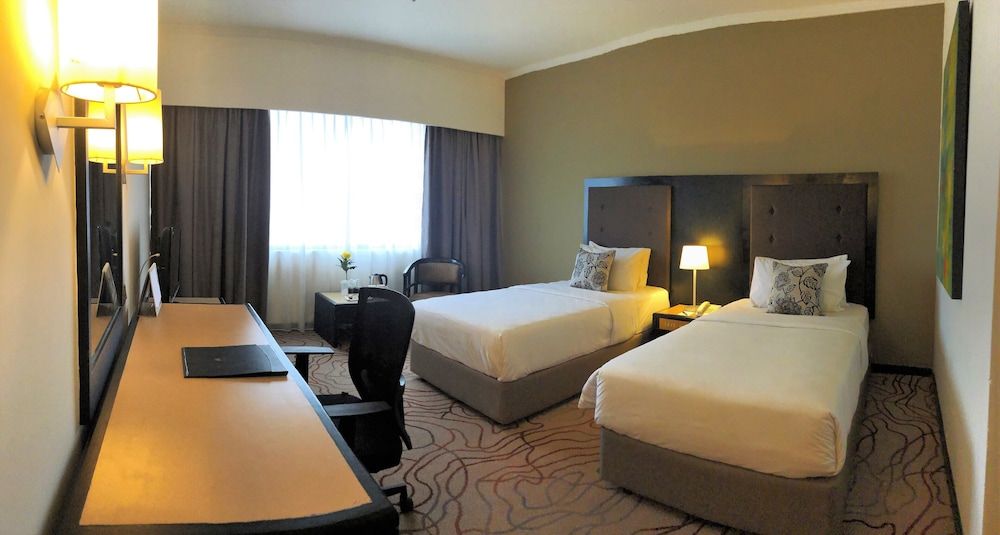 Impiana Hotel Ipoh Deluxe Twin Room 2