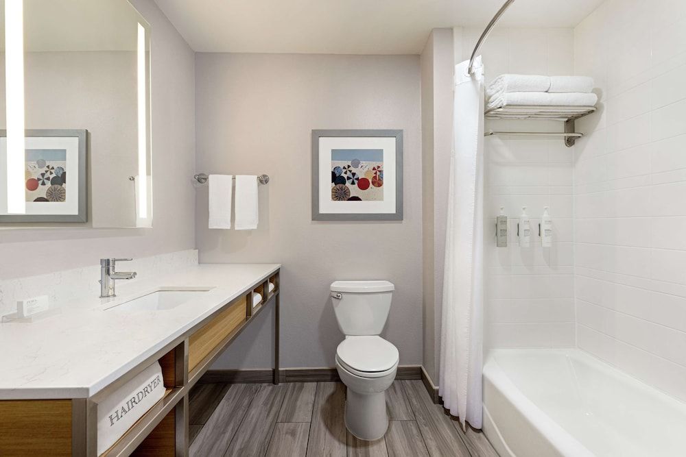 Junior Suite, 1 King Bed