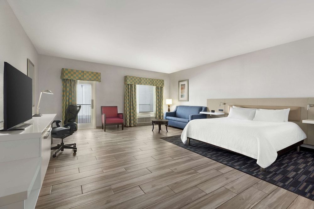 Room, 1 King Bed, Accessible