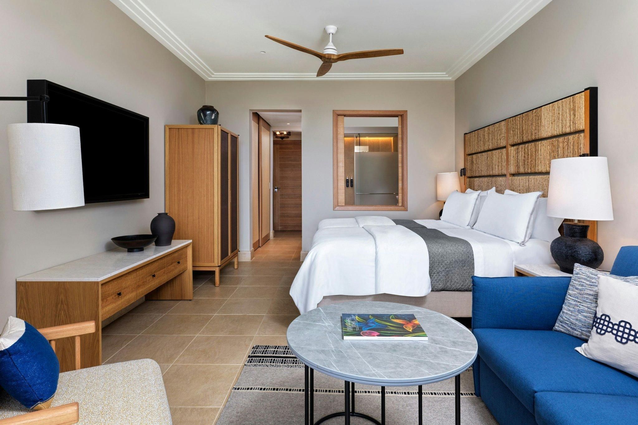 Deluxe Guest room, 2 Twin, Garden view, Balcony