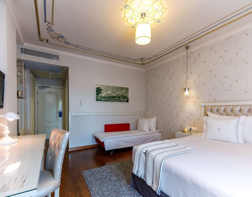 Hotel Amira Istanbul Economy Triple Room, 1 Bedroom, Ground Floor 3