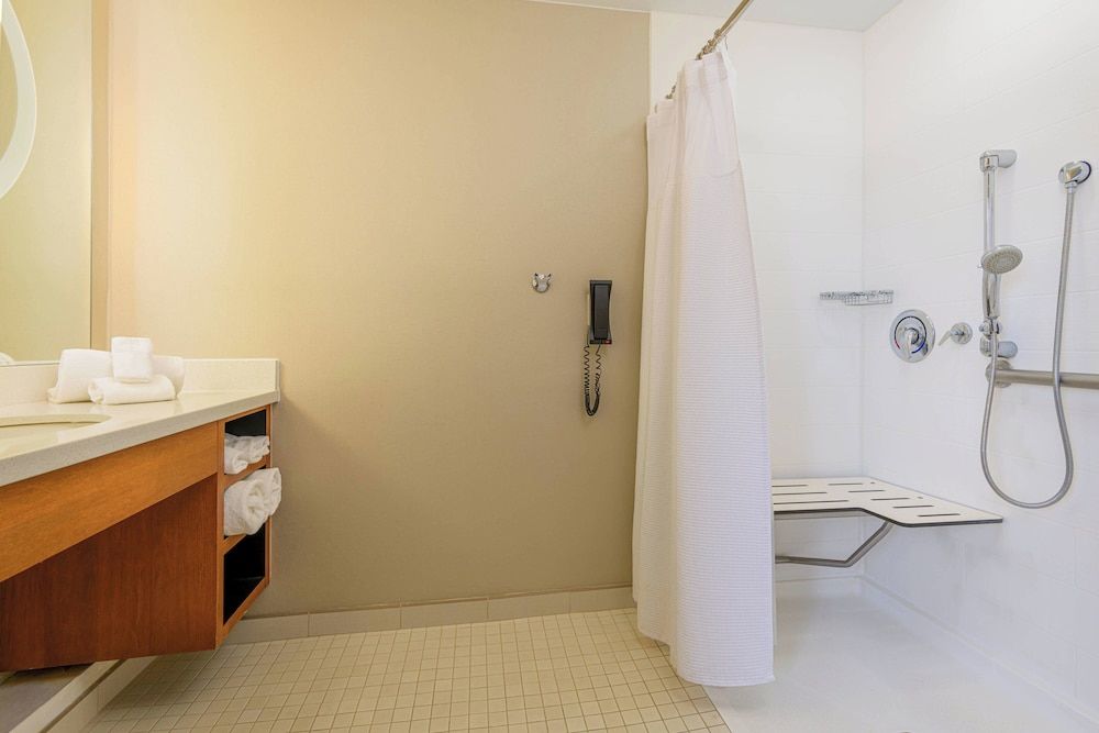 SpringHill Suites by Marriott Durham Chapel Hill Studio, Multiple Beds, Non Smoking 5