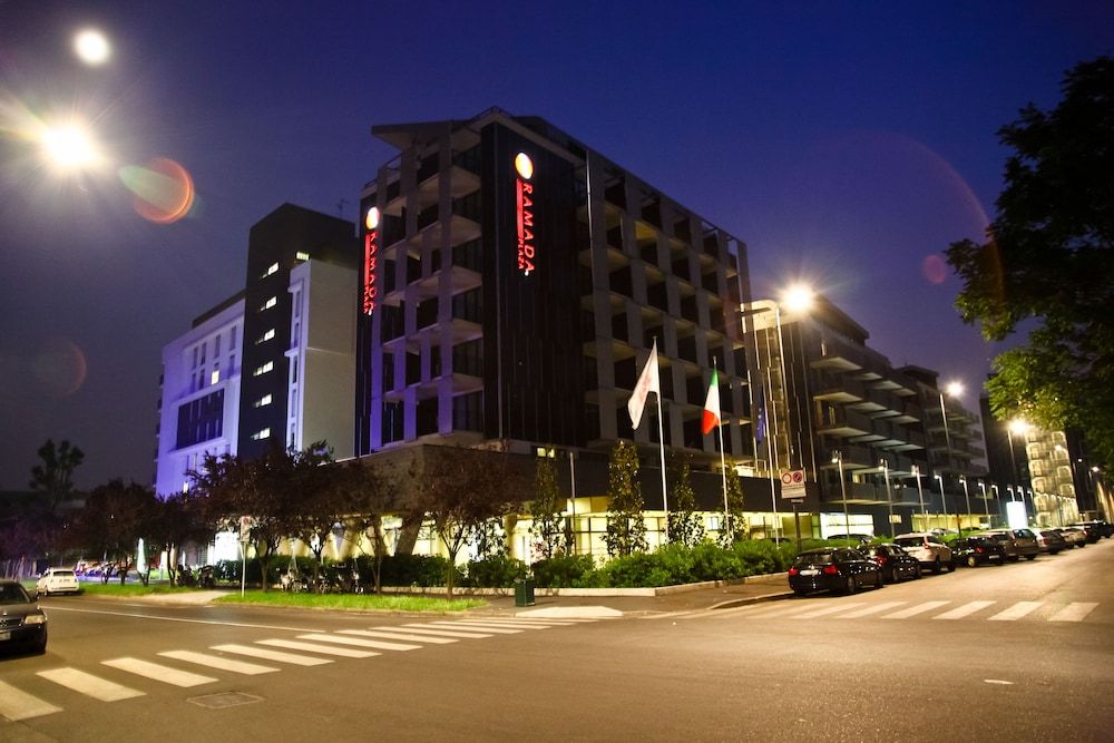 undefined Ramada Plaza by Wyndham Milano 4