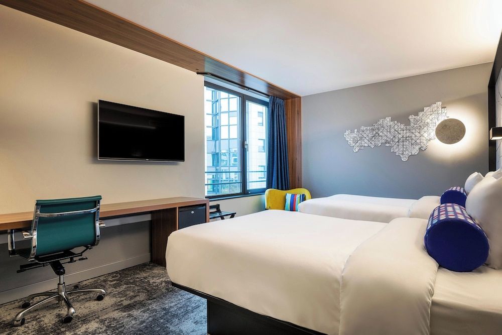 undefined Aloft Brussels Schuman 8