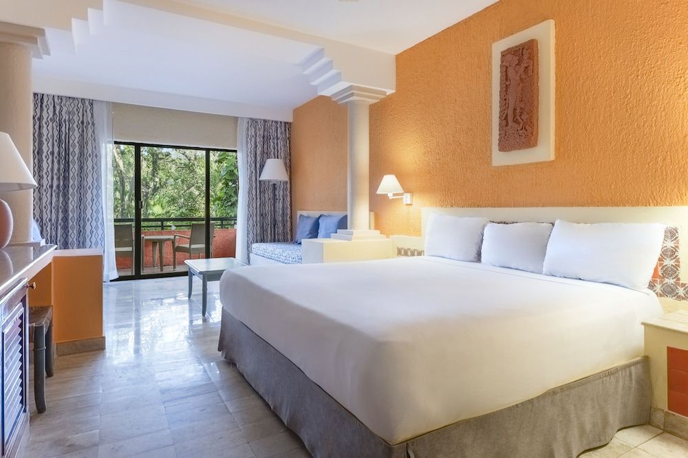 Iberostar Waves Tucán - All Inclusive Premium Room (Tropical View) 4