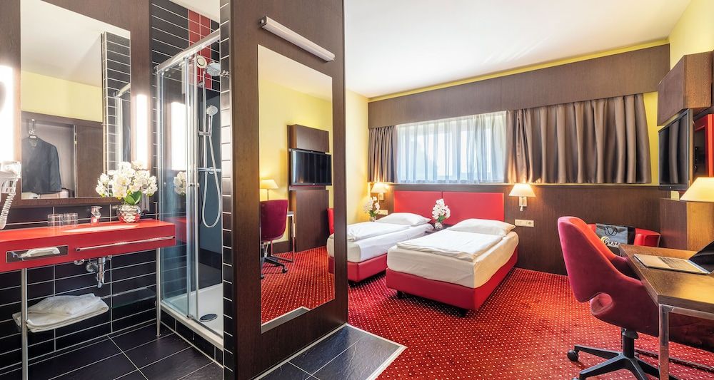 PLAZA Premium Salzburg Standard Double Room