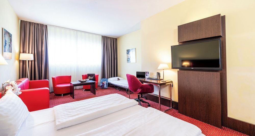 undefined PLAZA Premium Salzburg 4