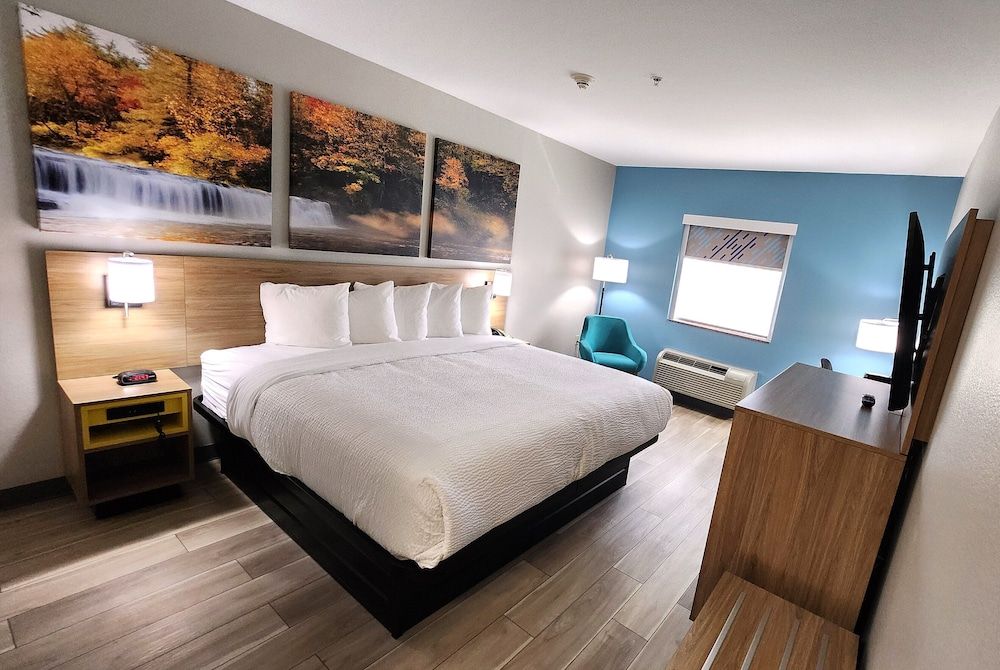 Standard Room, 1 King Bed