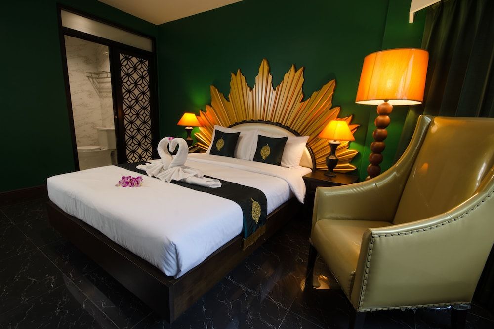 undefined Khaosan Palace Hotel
