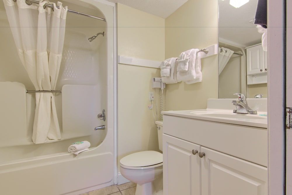 Peppertree By The Sea Standard Room, 2 Bedrooms 6