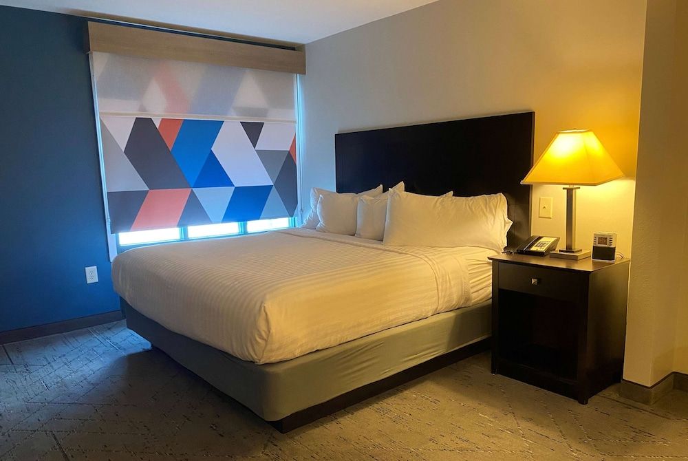 Upgraded, Standard Room, 1 King Bed