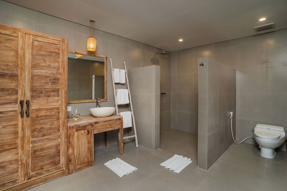 Vila Ombak Hotel Garden Terrace Twin Bed 3