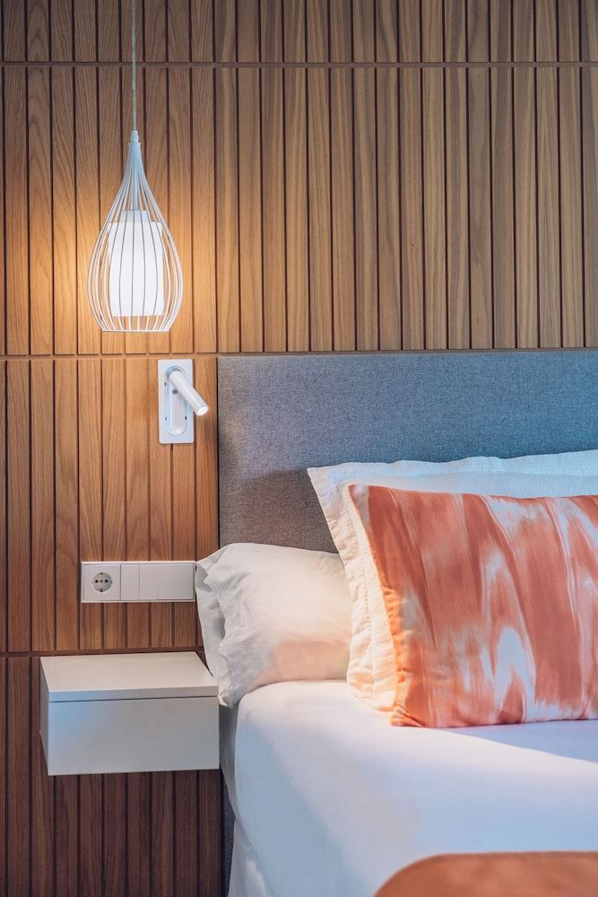 Iberostar Waves Playa de Muro Family Room, Partial Sea View (2 Adults & 2 Children) 5