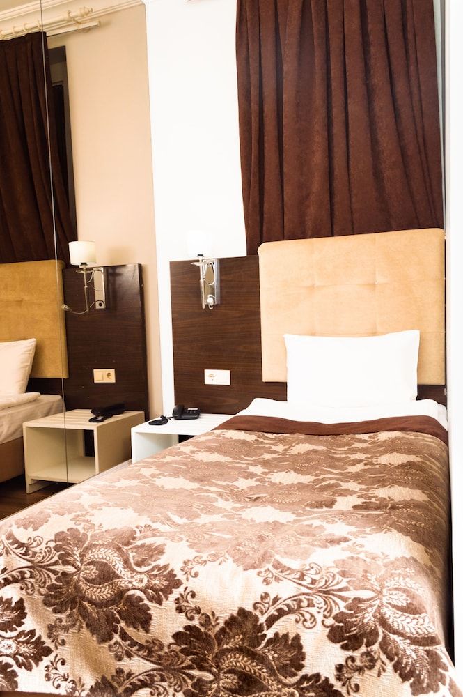 Economy Single Room
