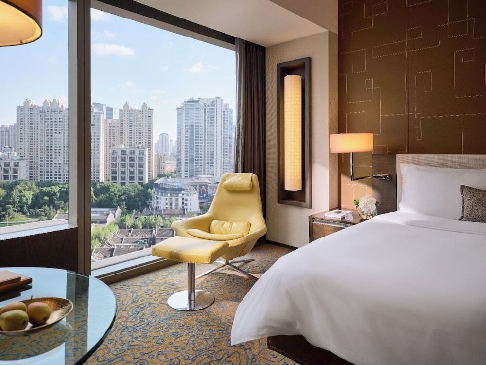 Premier Xintiandi View King Room
