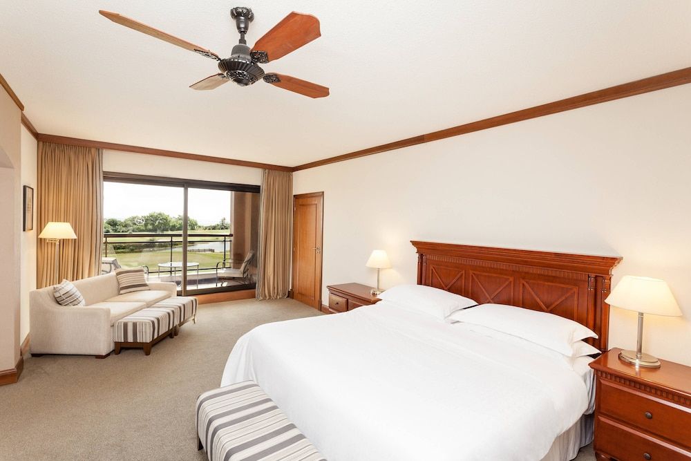 Junior Suite, 1 King Bed, Balcony, River View