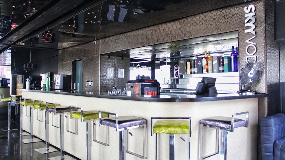 undefined Reef Hotel 9