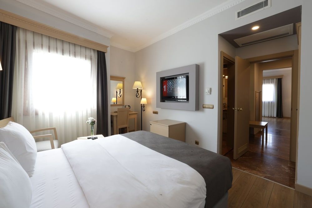 undefined Usta Park Hotel