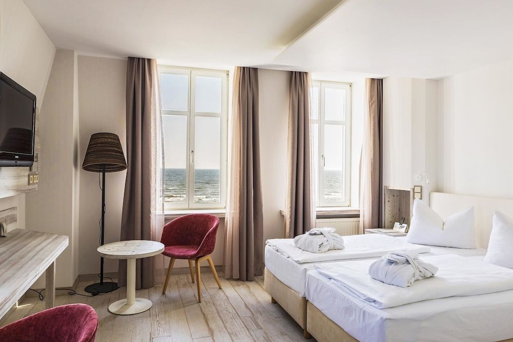 SEETELHOTEL Strandhotel Atlantic Double Room, Oceanfront 2