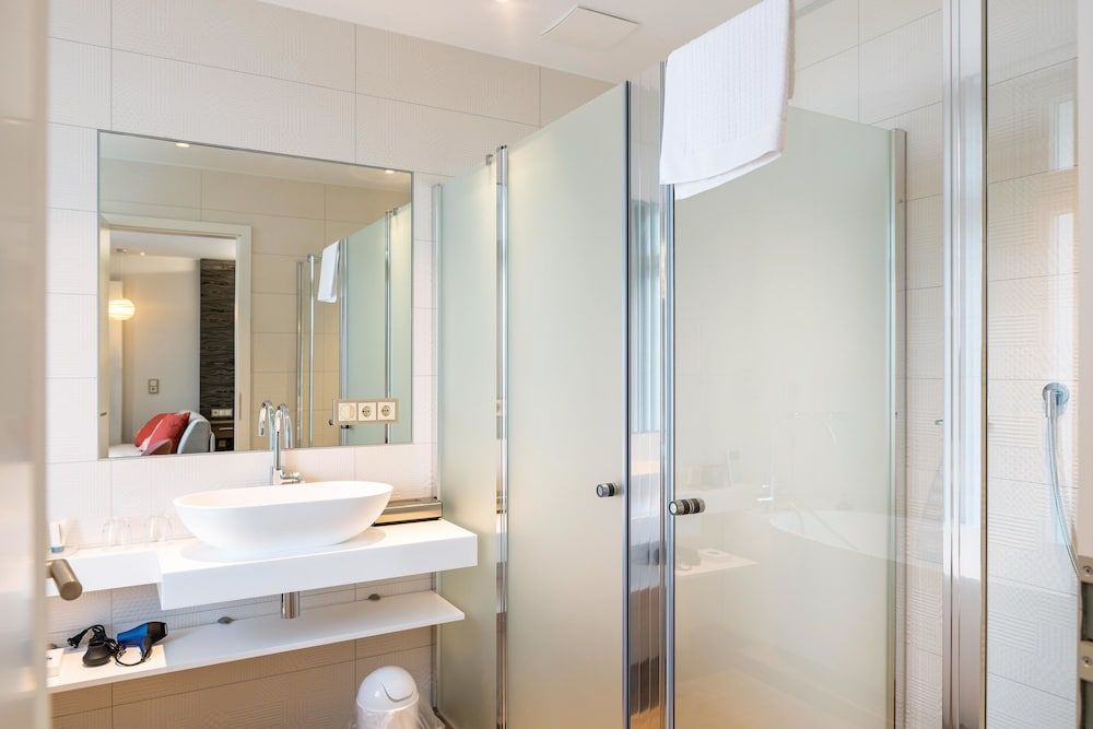 SEETELHOTEL Strandhotel Atlantic Junior Studio Suite, Oceanfront 6