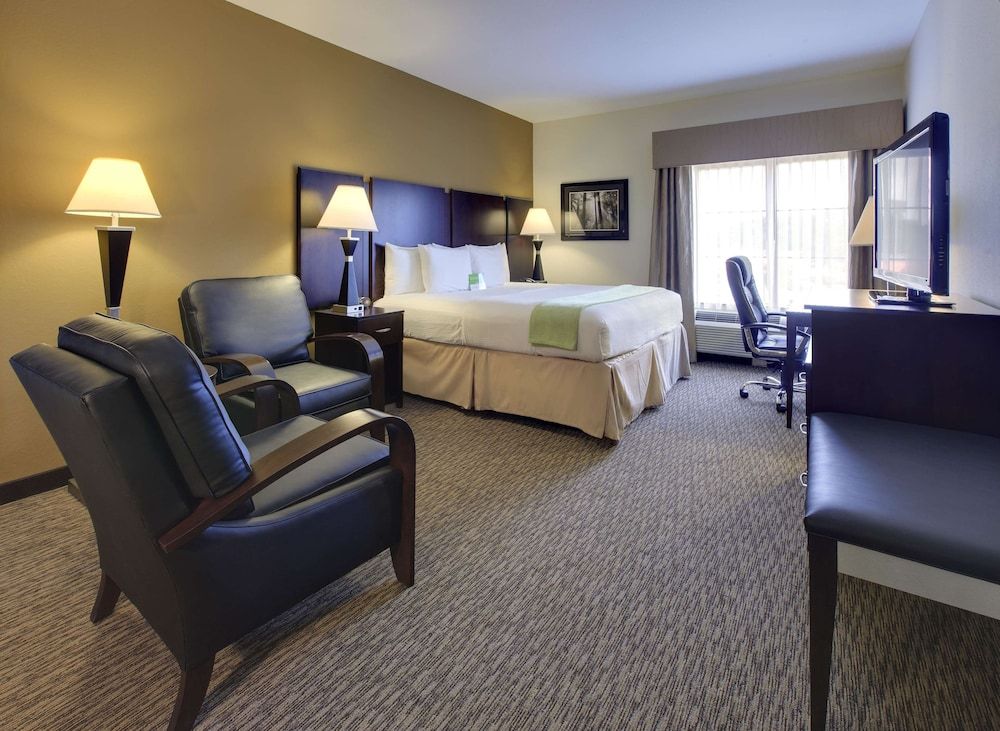 Deluxe Room, Multiple Beds, Non Smoking (Deluxe Family Room)