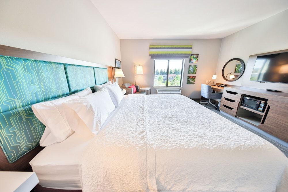 One King Bed, Non-Smoking