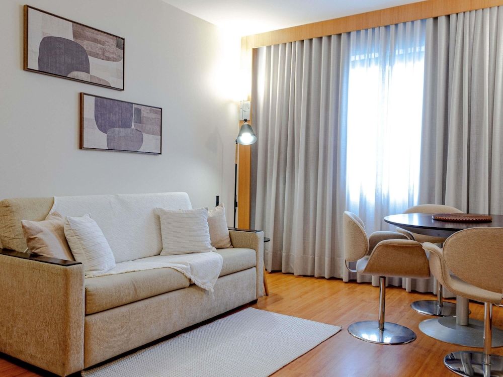 Novotel RJ Santos Dumont Superior Room, 1 Double Bed with Sofa bed 5