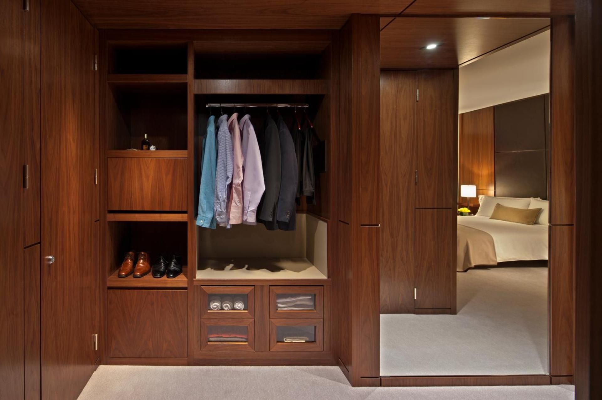 undefined The Langham, New York, Fifth Avenue 4