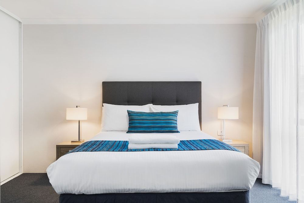 Amalfi Resort Premier Villa, 3 Bedrooms, Garden View, Courtyard Area 3