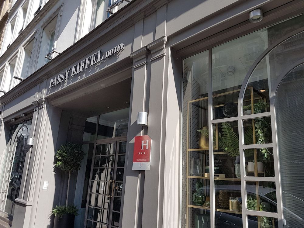 undefined Hotel Passy Eiffel 2